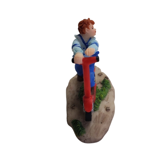 Santa's Workshop 2002 Boy On Scooter Accessory VTG Christmas Village - Picture 5 of 9